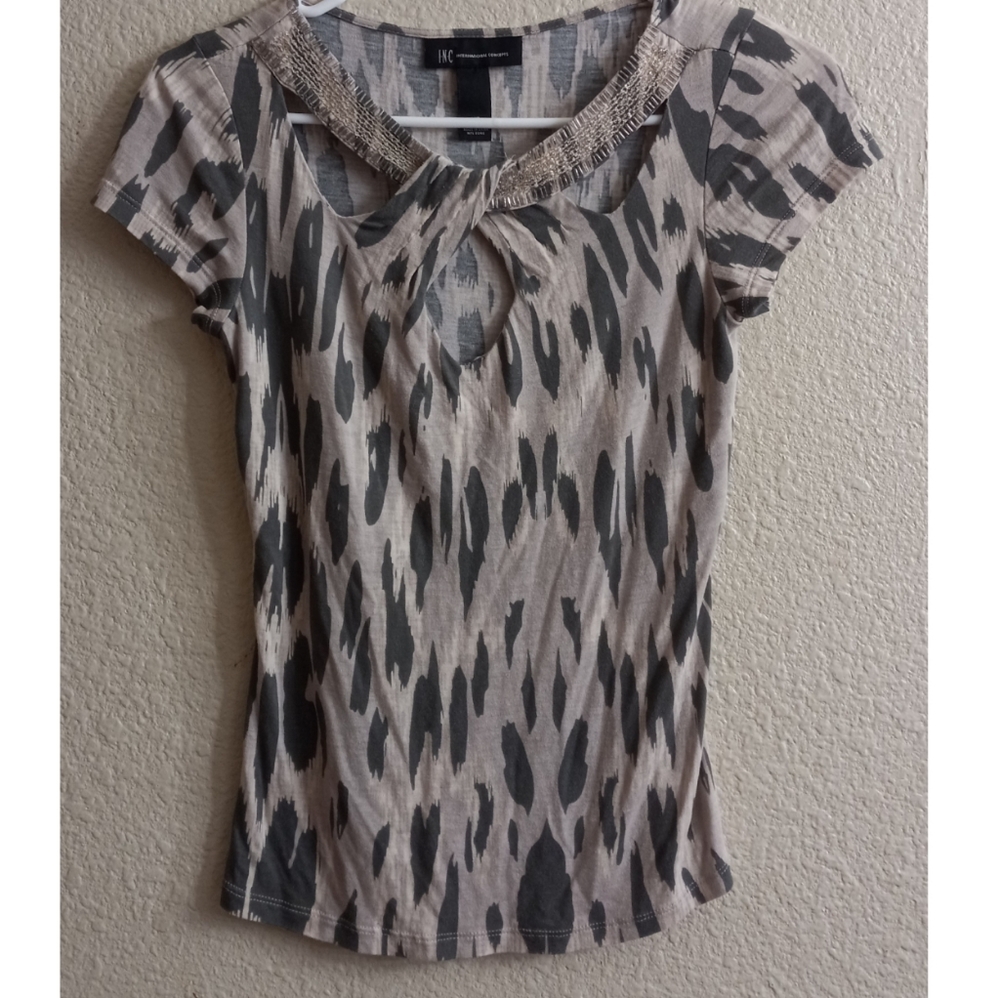 INC international concept constunning crossed neckline w/ great beadwork